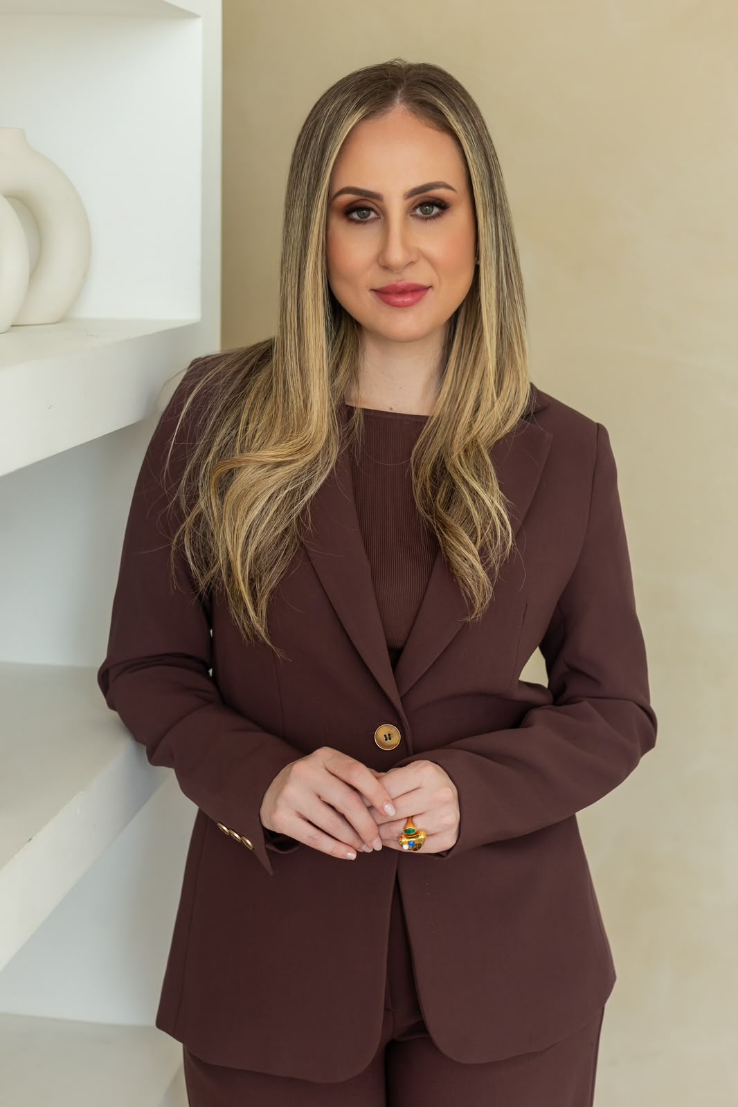 Dra. Rebeca Aghion, especialista em harmonização facial em Curitiba