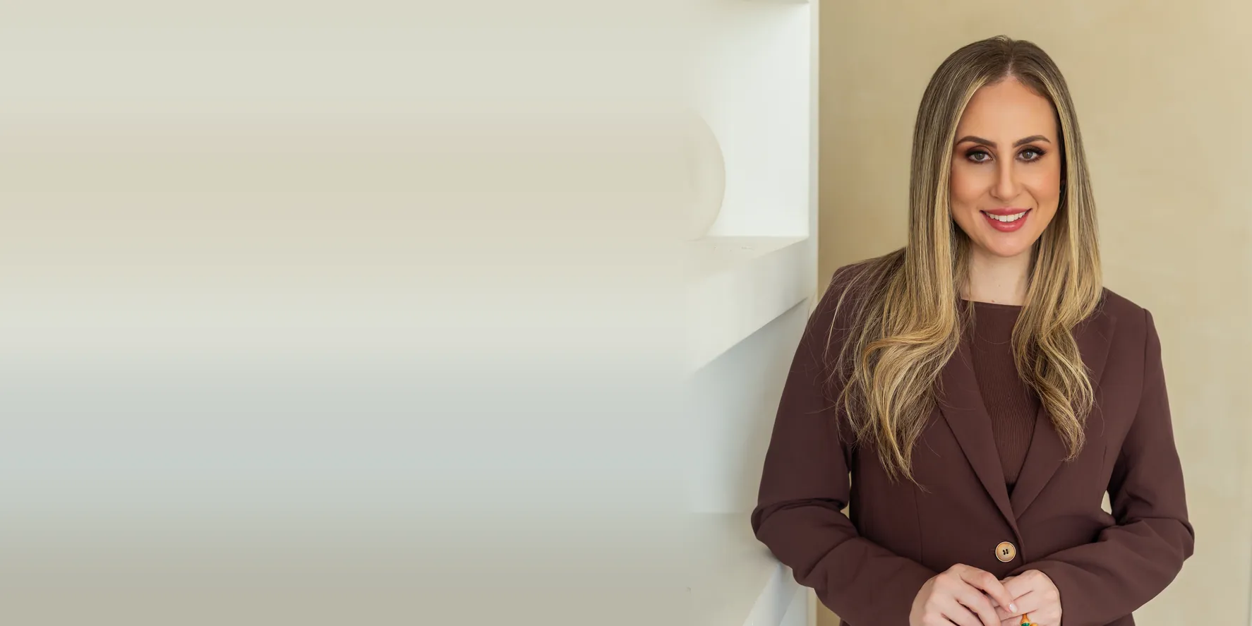 Dra. Rebeca Aghion, especialista em Harmonização Facial Full Face em Curitiba